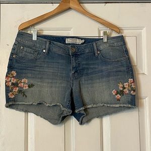 Torrid shorts with flowers